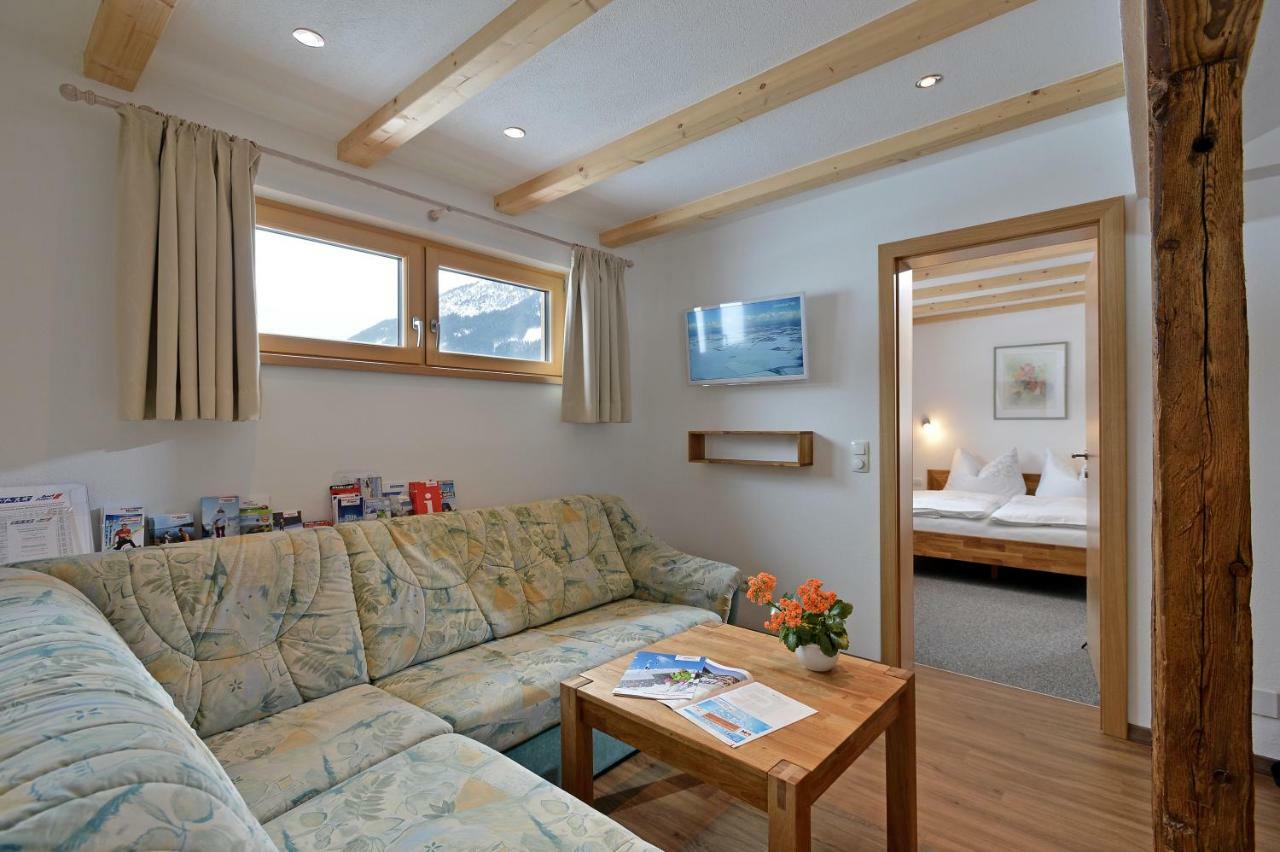 Appartement Haus Erika à Brixen im Thale Extérieur photo
